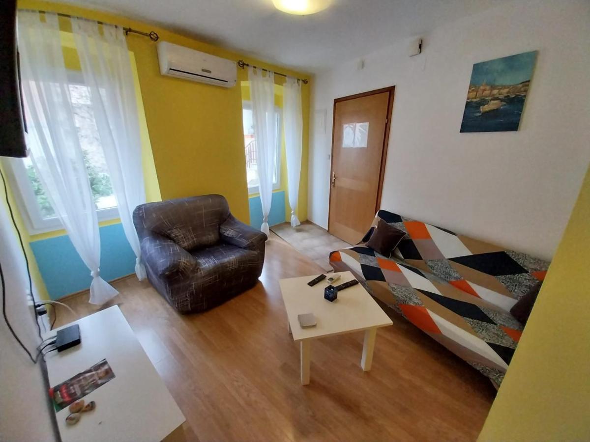 Apartmani Jadran Mali Lošinj Zewnętrze zdjęcie
